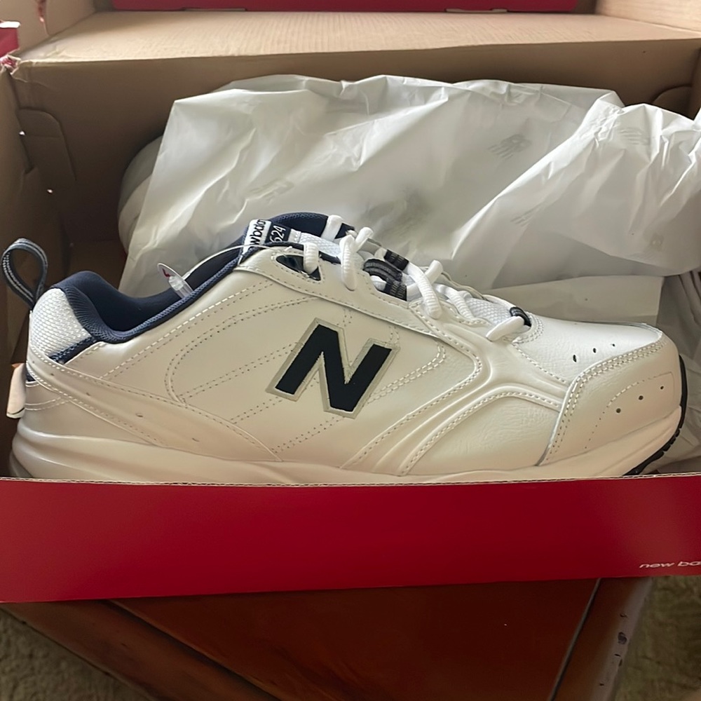 New in box size 11W 624 new balances